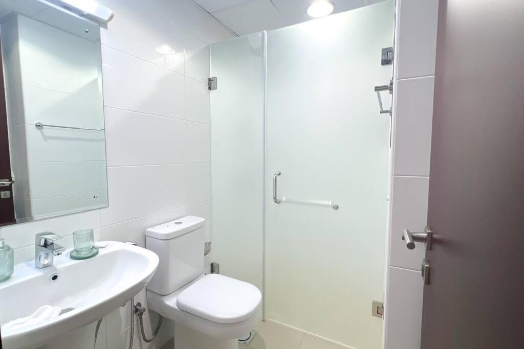 Apartamento Near Centre Mall, Pool, Gym Mascate
